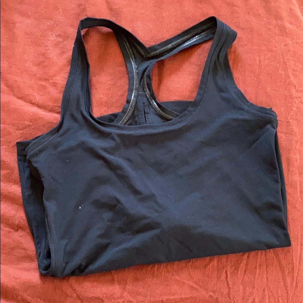 Black workout tank top